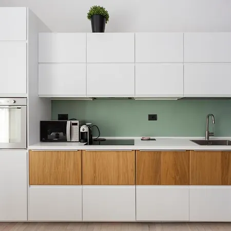 Lovely & Modern In China Town Area - Via Rosmini شقة