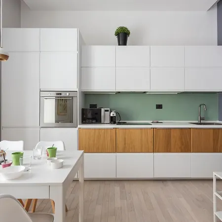 شقة Lovely & Modern In China Town Area - Via Rosmini *