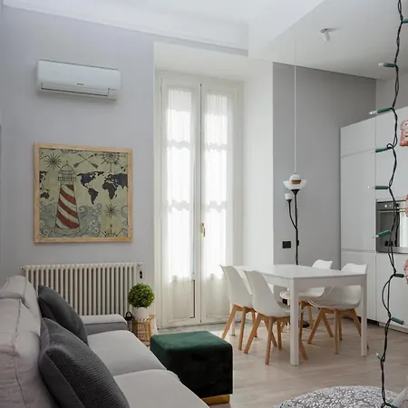 Lovely & Modern In China Town Area - Via Rosmini شقة