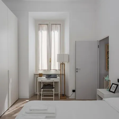 Lovely & Modern In China Town Area - Via Rosmini Διαμέρισμα Μιλάνο